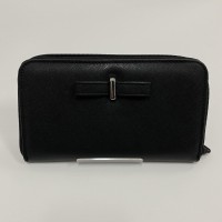 Brush Pouch with Metal Ornament