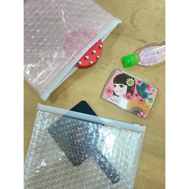 Bubble Zip Lock Pouch (White)